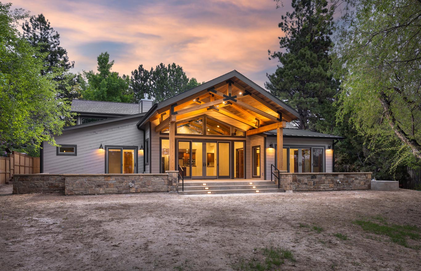 Lakeshore front entrance
